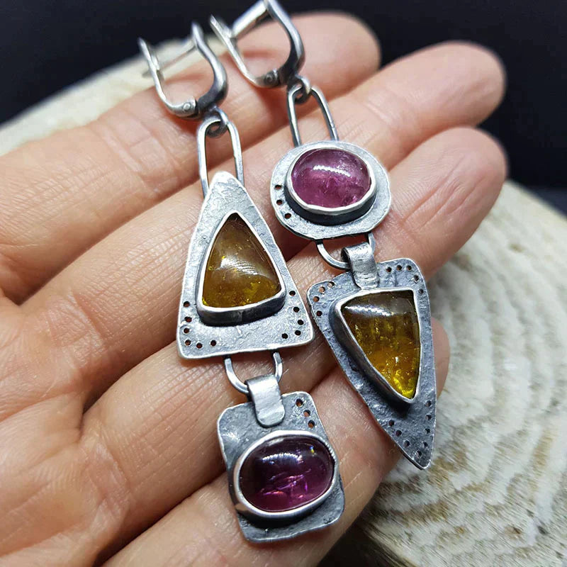 Opaline™ | Vintage Triangle Earrings
