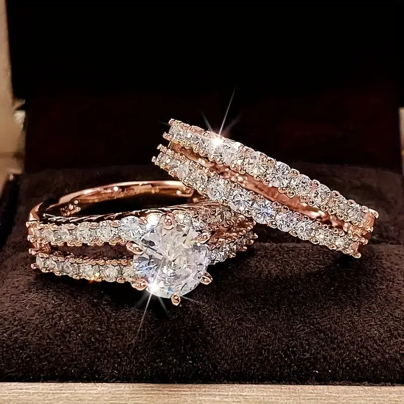 Eterna™ | 18K Gold Radiance Ring Set