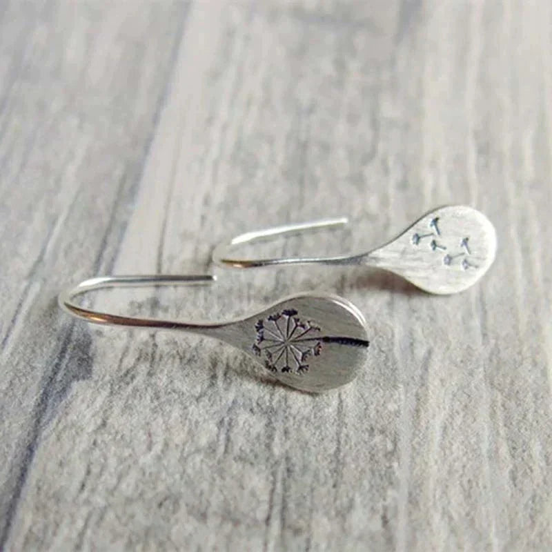 Auric™ | Vintage Silver Flower Earrings