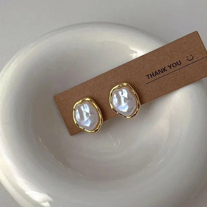 Carmen™ | Elegant Pearl Earrings