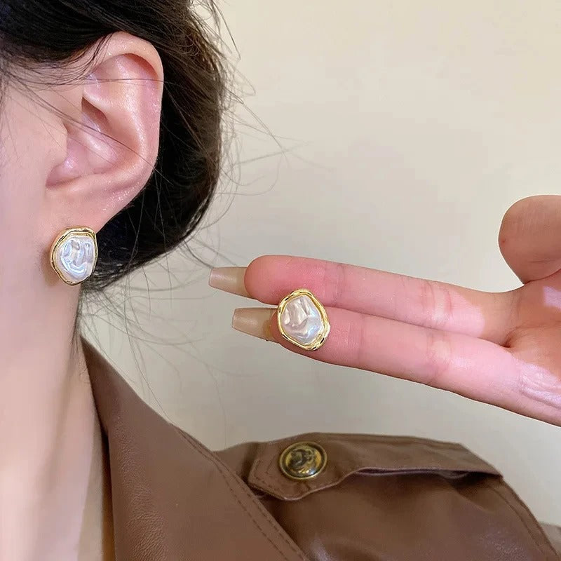 Carmen™ | Elegant Pearl Earrings